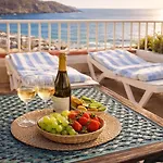 Panoramic Sea View *